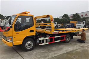 花溪区哪里有拖车服务